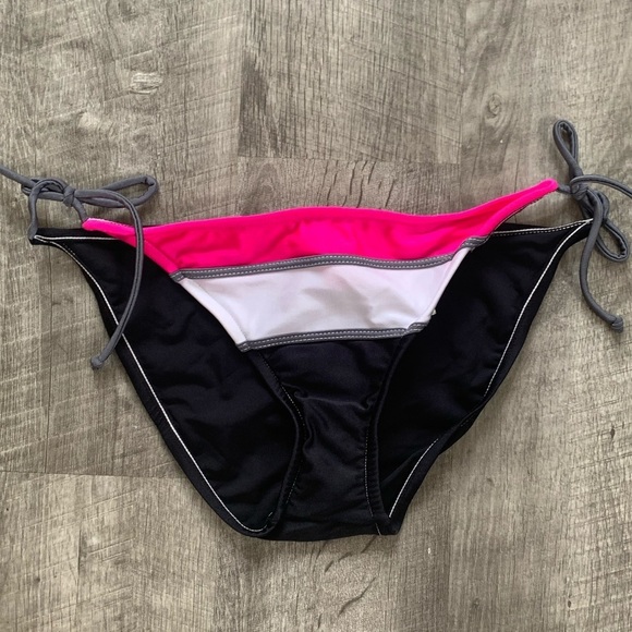 NWT Split Adjustable Bikini Bottoms - Picture 2 of 6